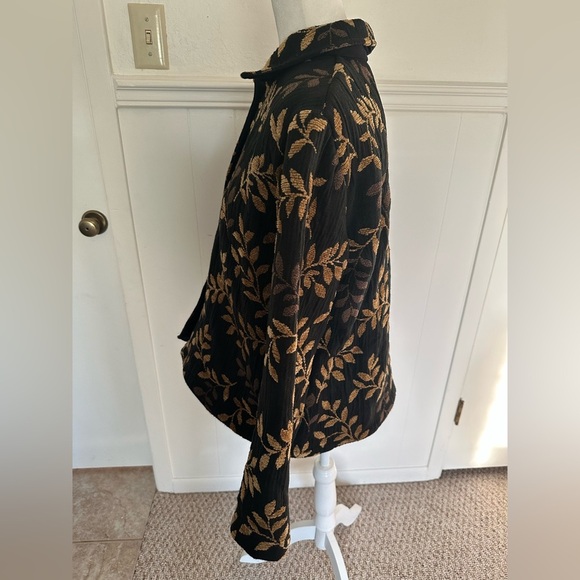 Coldwater Elegant Black Jacket Black with Gold Leaf Pattern size Petite Medium - Picture 5 of 9